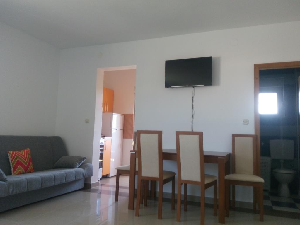 Apartments Glasnovic Vir Bilik gambar