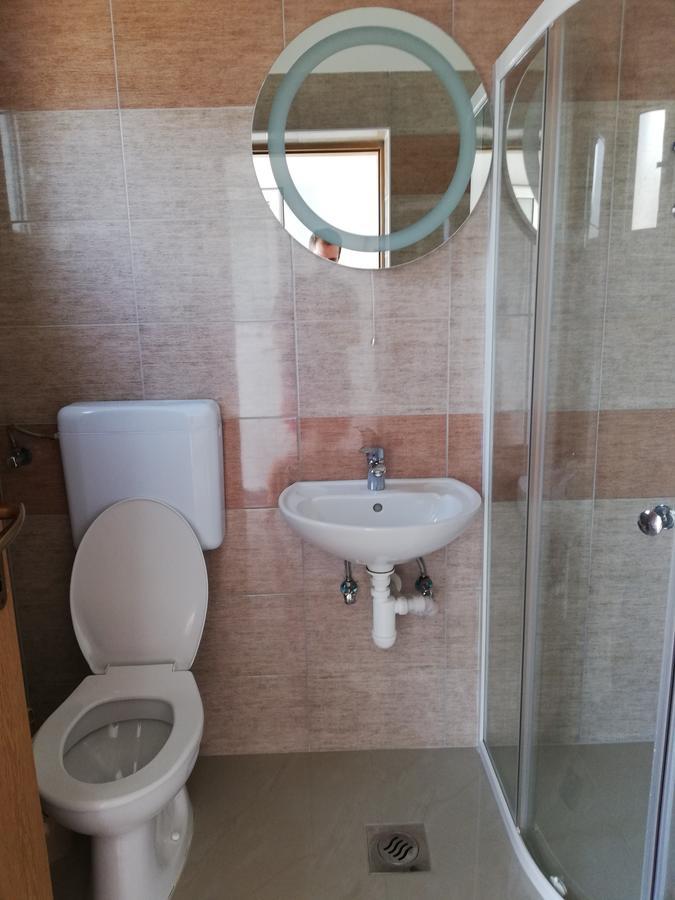 Apartments Glasnovic Vir Luaran gambar
